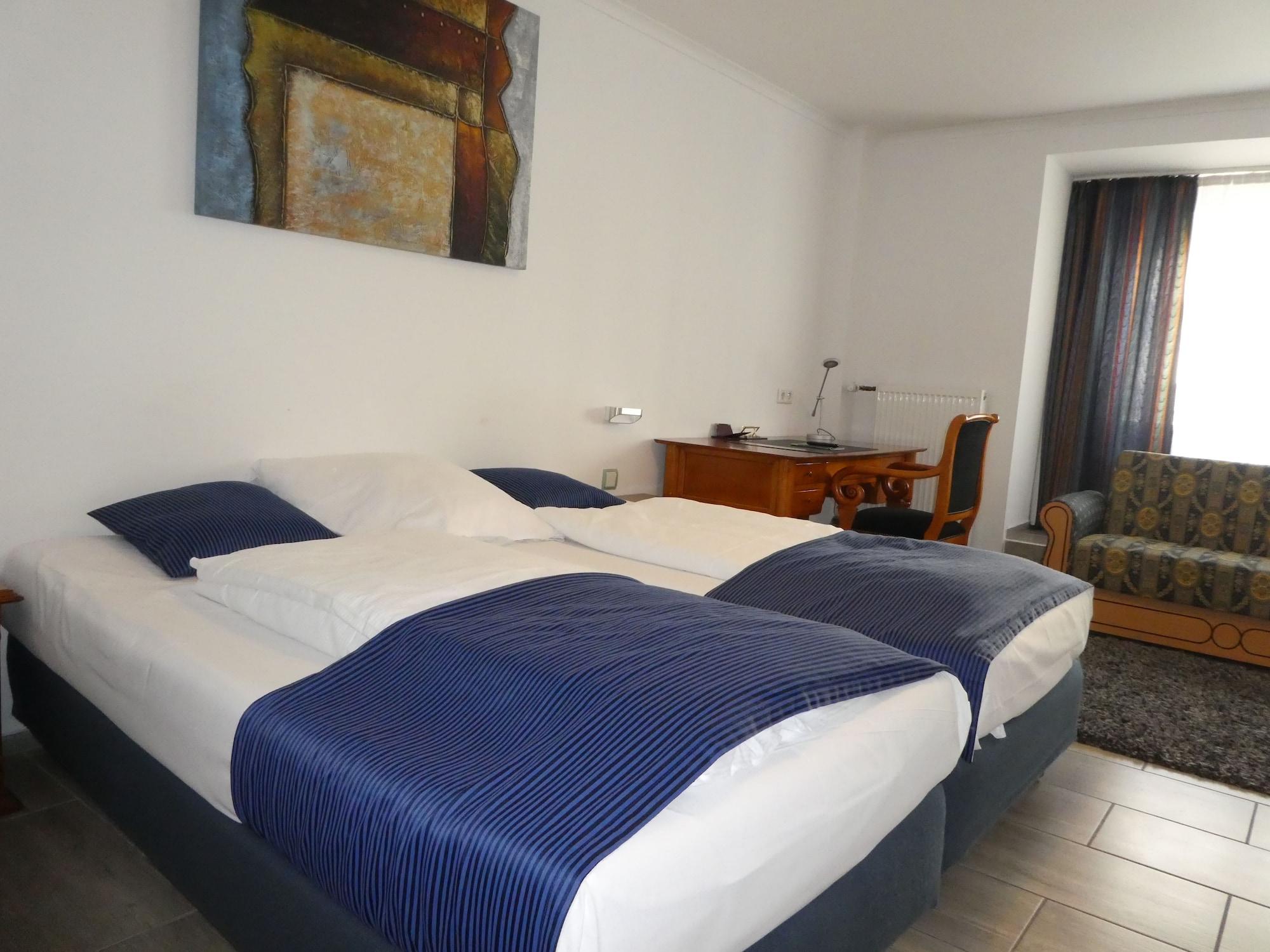Hotel Terminus デュッセルドルフ エクステリア 写真