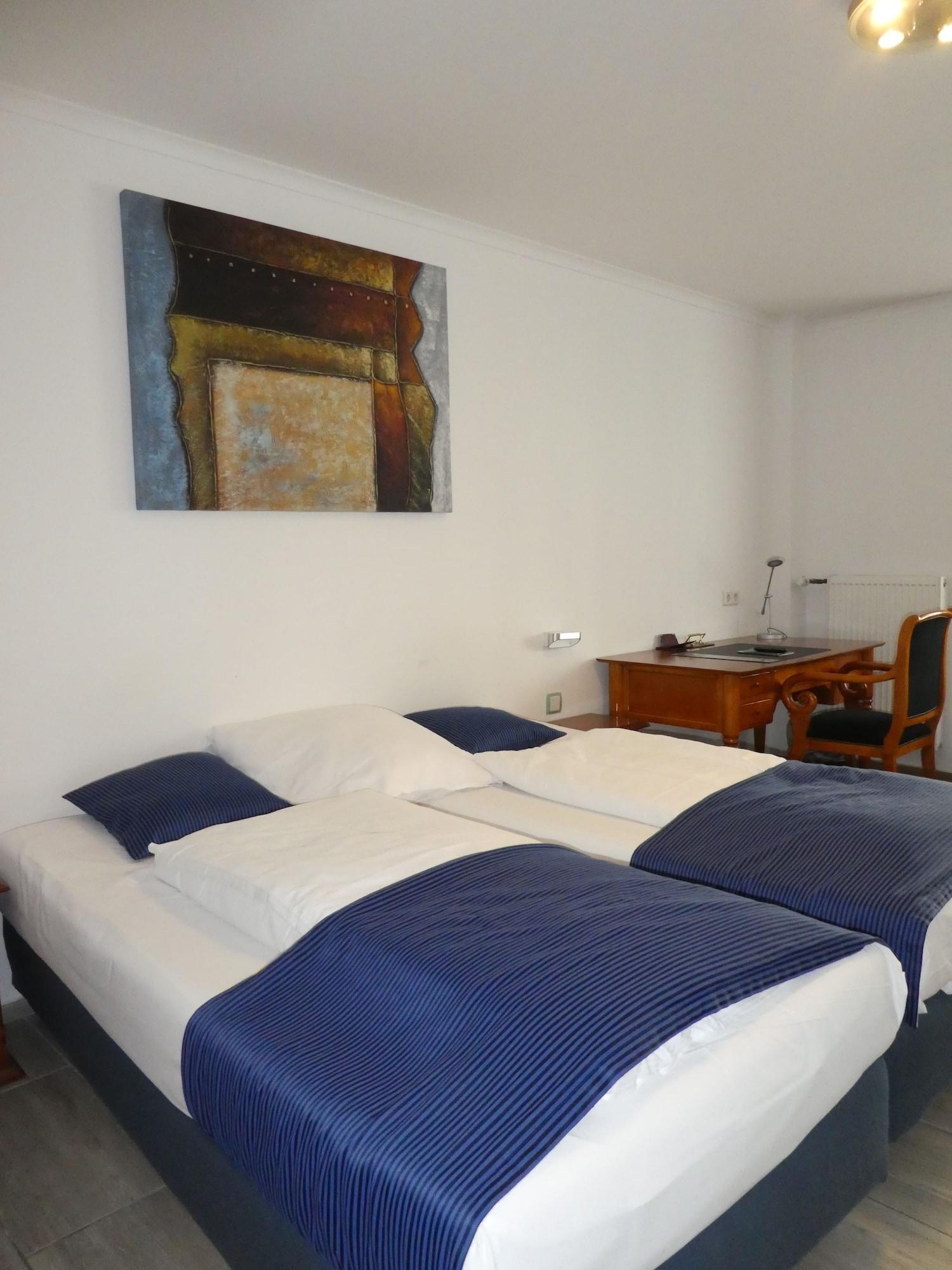 Hotel Terminus デュッセルドルフ エクステリア 写真