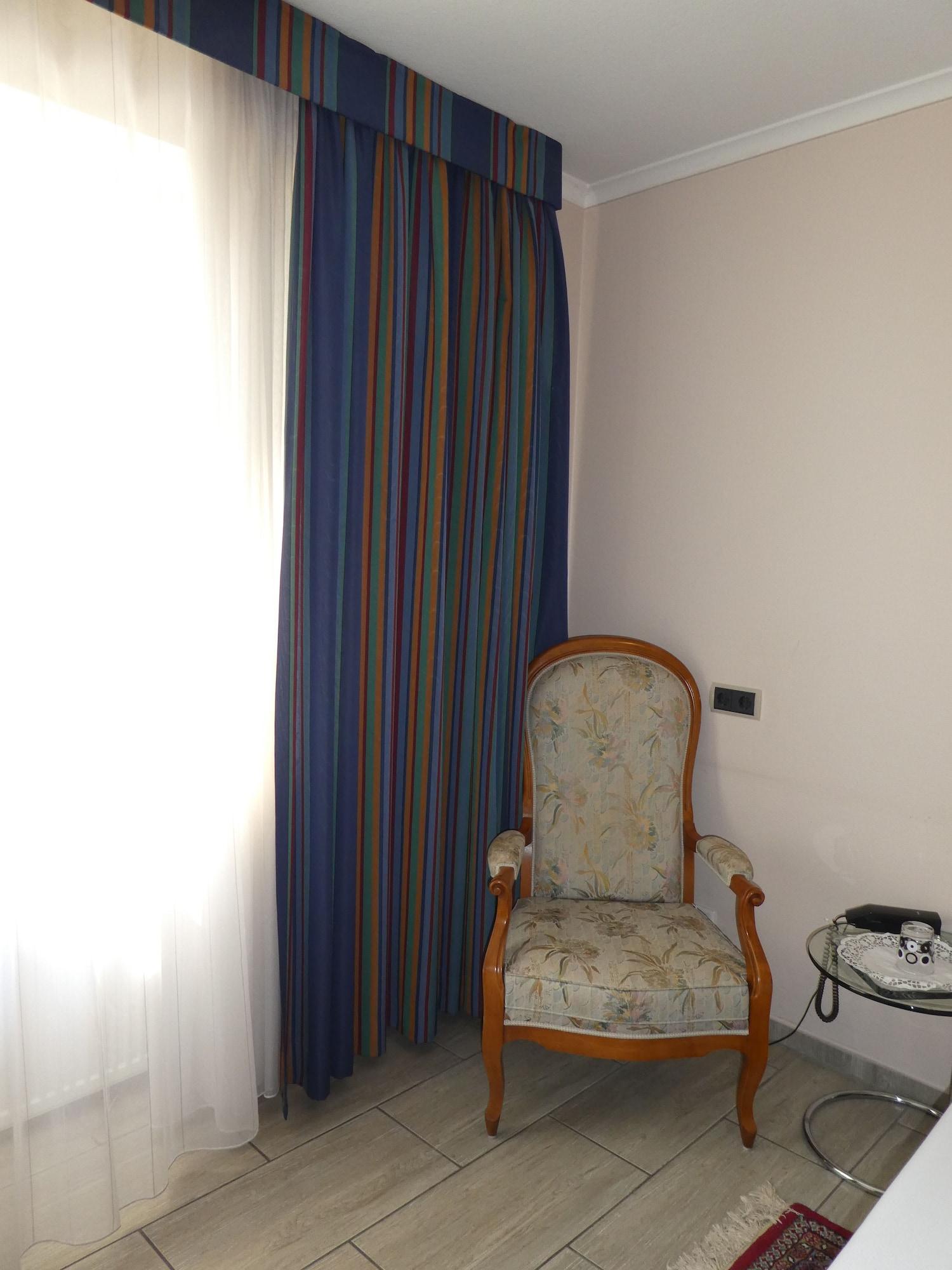 Hotel Terminus デュッセルドルフ エクステリア 写真