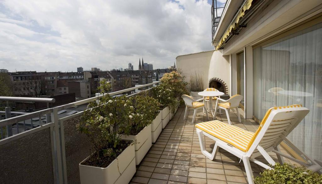 Hotel Terminus デュッセルドルフ エクステリア 写真